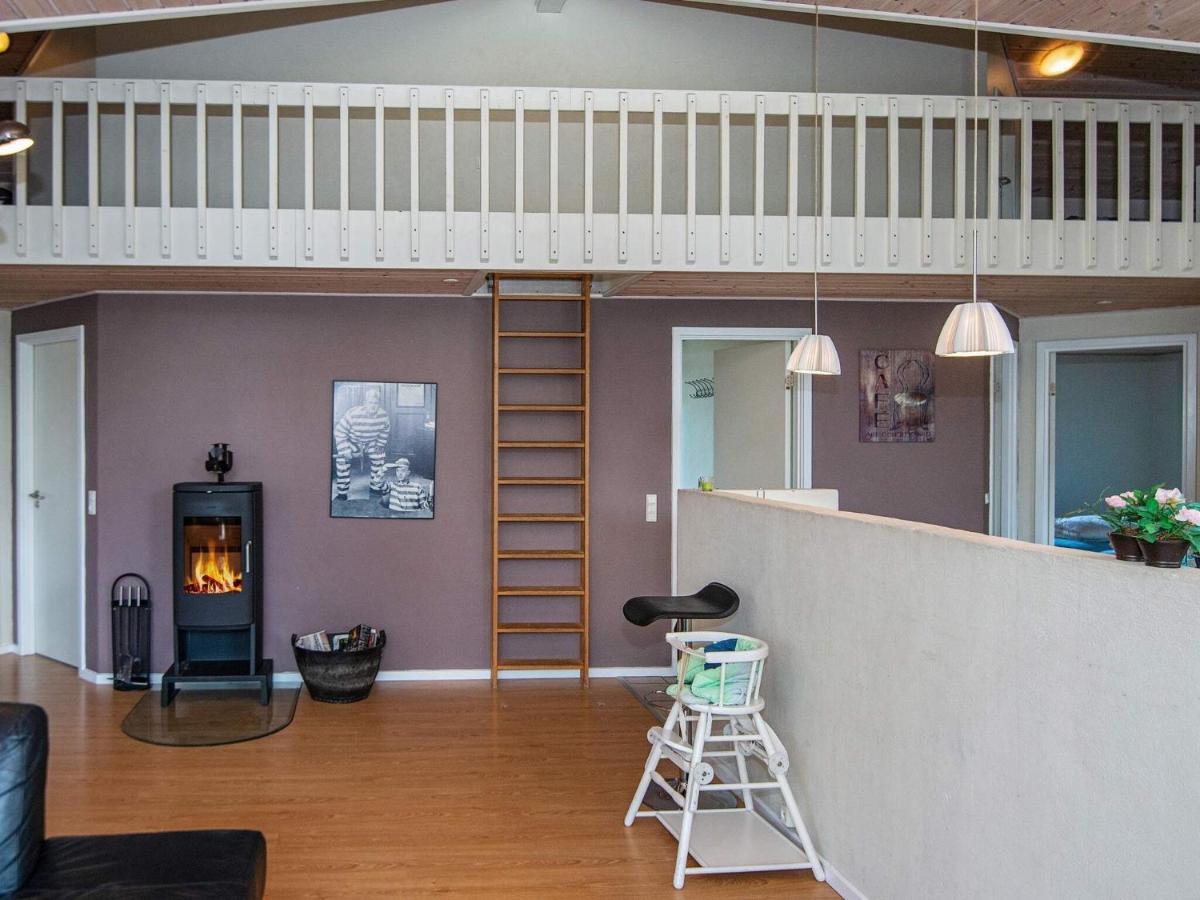 12 Person Holiday Home In Aabenraa Loddenhoj ภายนอก รูปภาพ