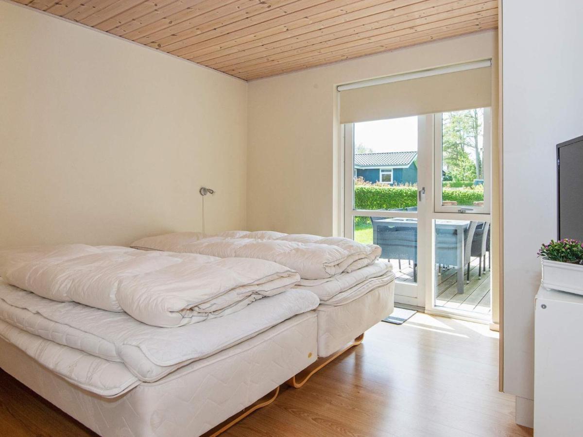 12 Person Holiday Home In Aabenraa Loddenhoj ภายนอก รูปภาพ