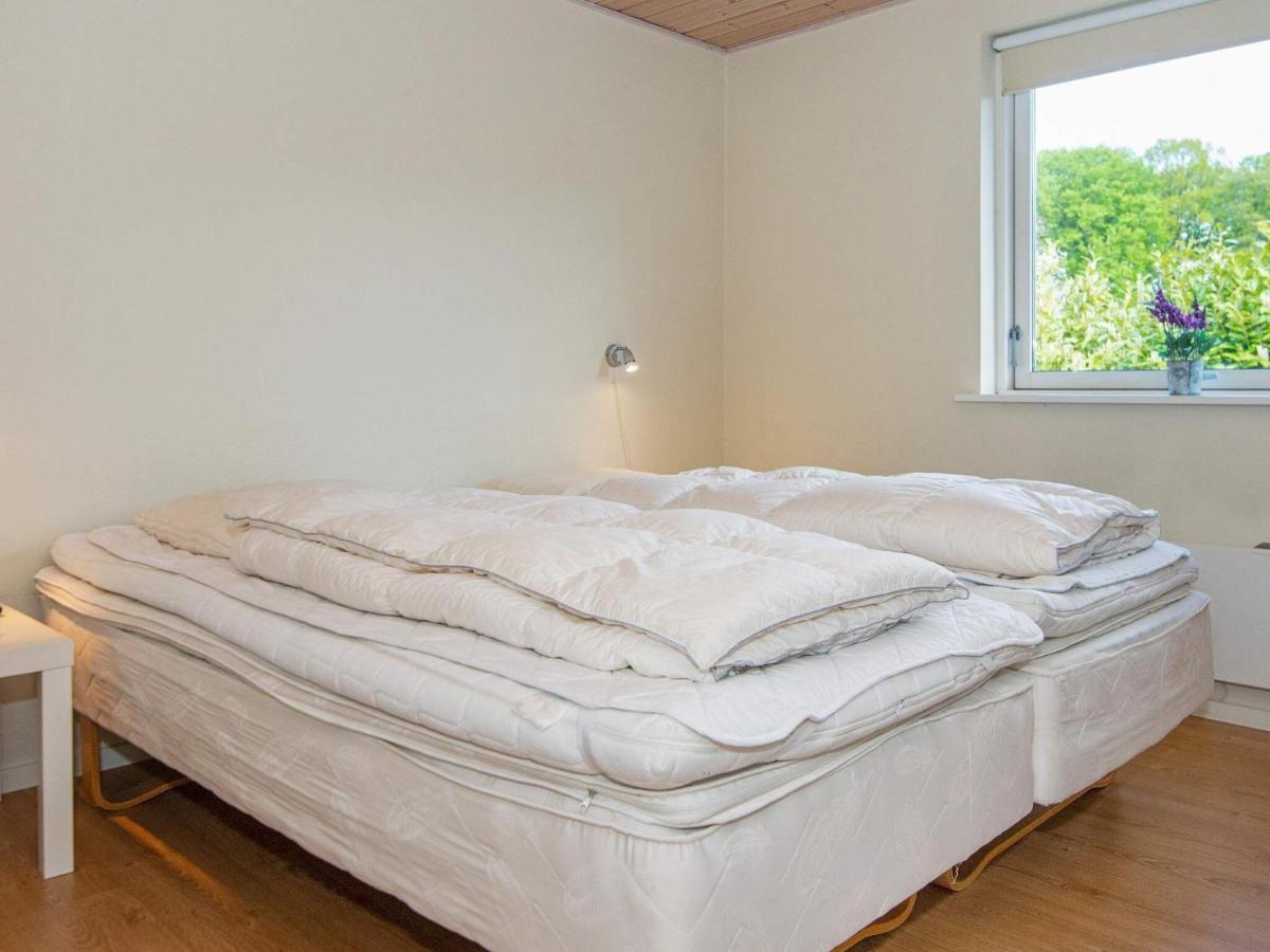 12 Person Holiday Home In Aabenraa Loddenhoj ภายนอก รูปภาพ